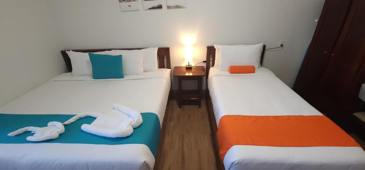 Voyager Sun & Reef Hotel Сан Педро Екстериор снимка