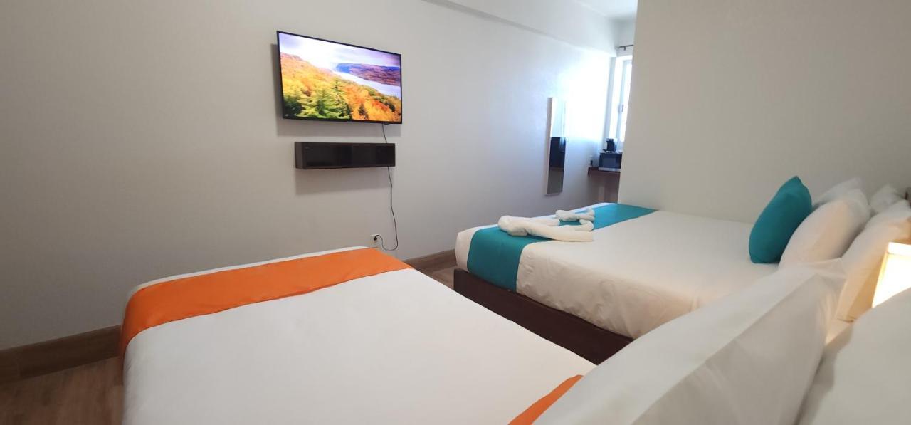 Voyager Sun & Reef Hotel Сан Педро Екстериор снимка