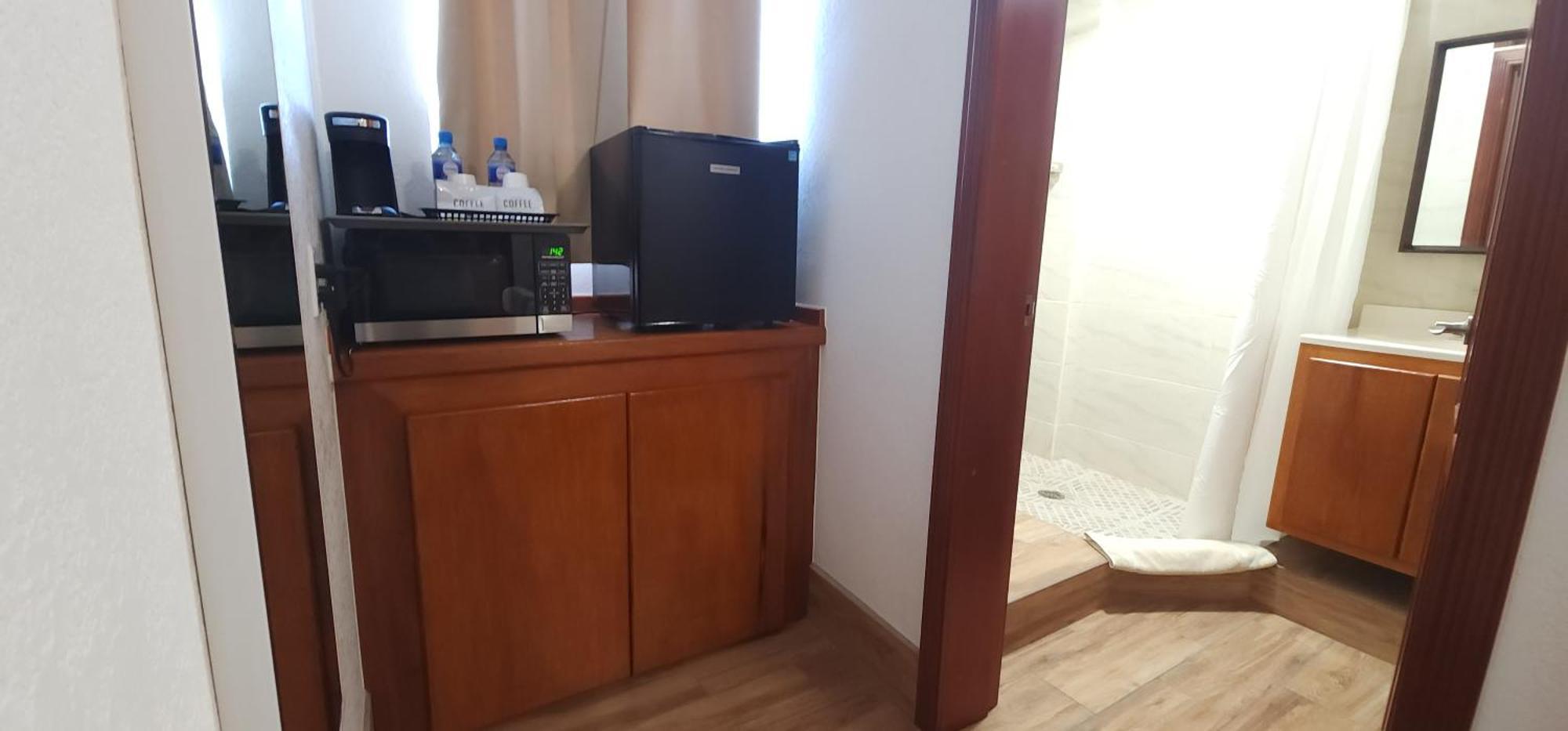 Voyager Sun & Reef Hotel Сан Педро Екстериор снимка